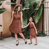 Robe mère fille assortie léopard